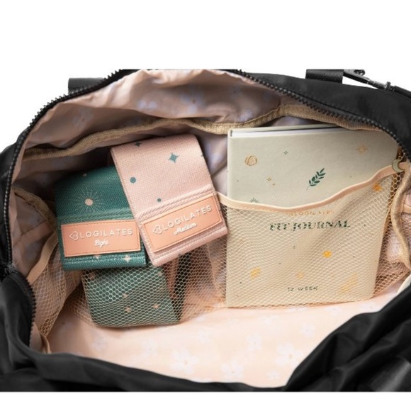 Blogilates Gym Bag - Black. This is one of the best gym bags. Plenty of space! - Picture 5 of 5